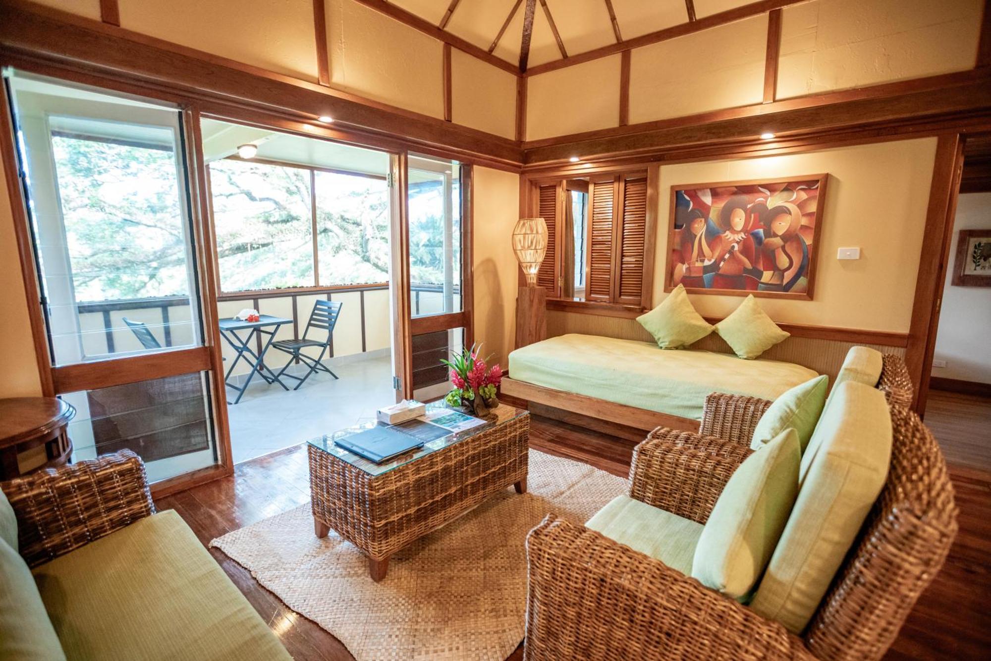 โคโร ซัน รีสอร์ต แอนด์ เรนฟอเรสต์ สปา Hotel ซาวูซาวู ภายนอก รูปภาพ