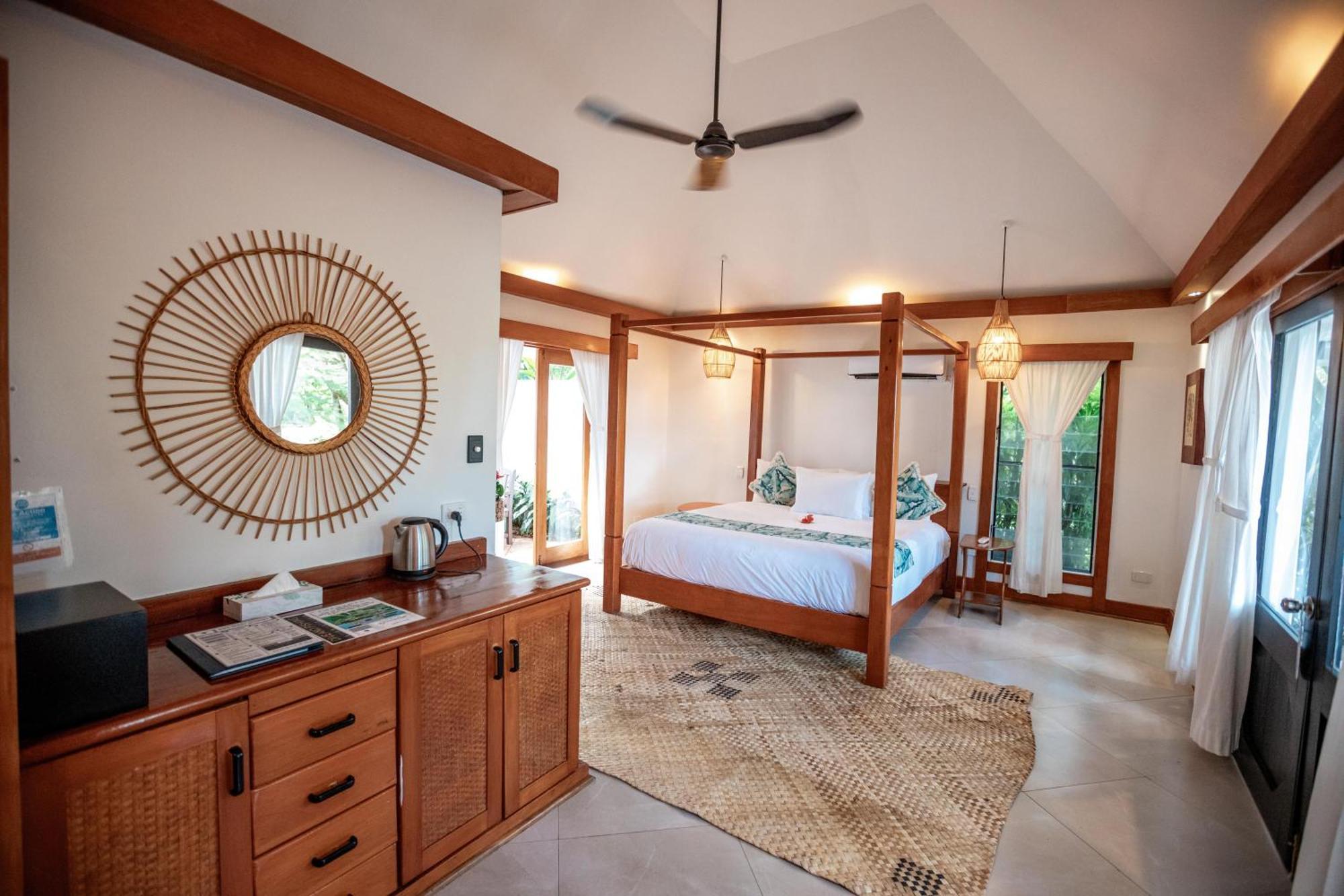 โคโร ซัน รีสอร์ต แอนด์ เรนฟอเรสต์ สปา Hotel ซาวูซาวู ภายนอก รูปภาพ